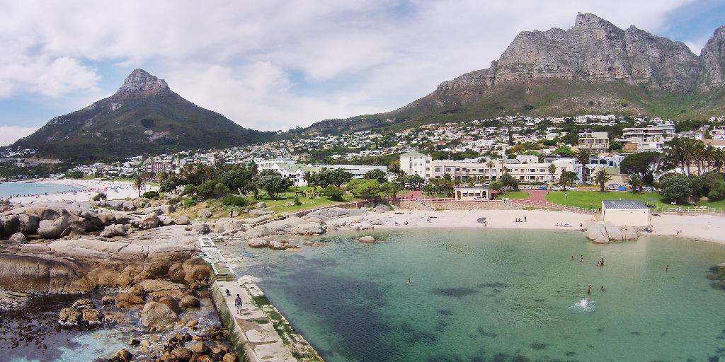 camps bay village