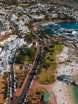 camps bay village