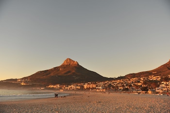 camps bay village