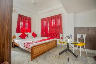 Oyo 12327 The Mapple,1, Uday Shankar Sarani,2 star