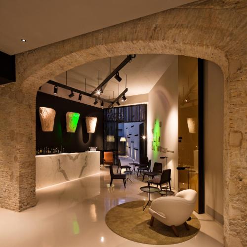 Hotel-Img