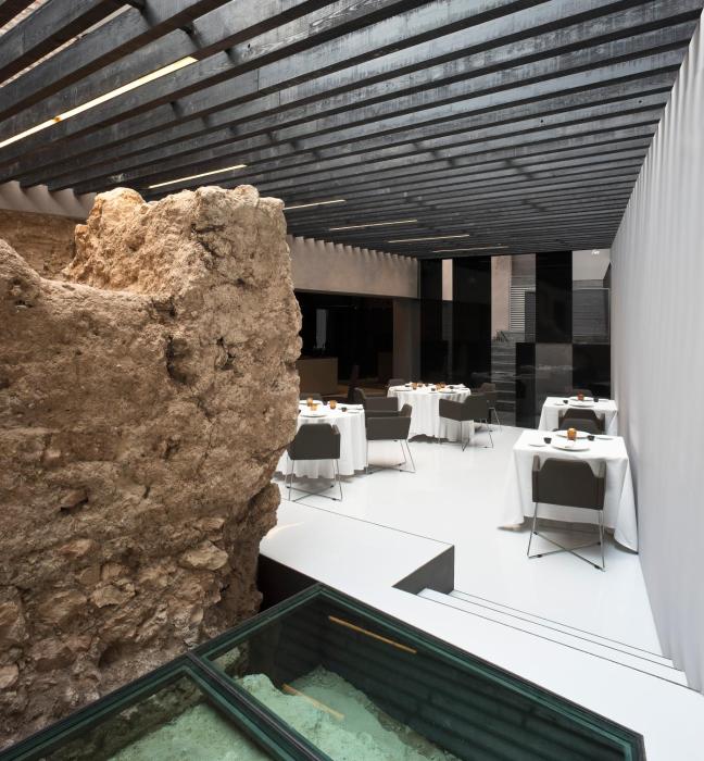 caro hotel