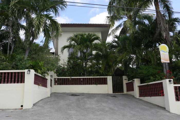 hersher studios and apartments