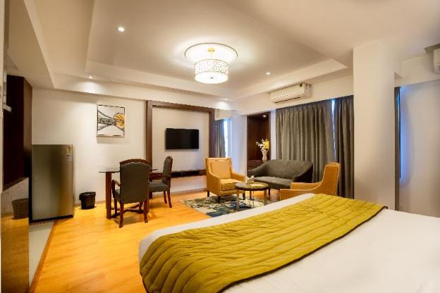 freesia by express inn
