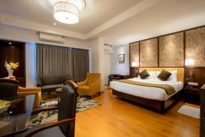 freesia by express inn