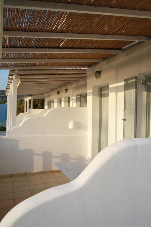 milos