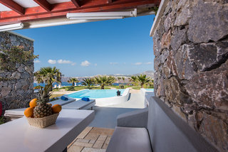 Maison Des Lys,Fira>>Akrotiri,4 star