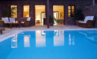 Maison Des Lys,Fira>>Akrotiri,4 star