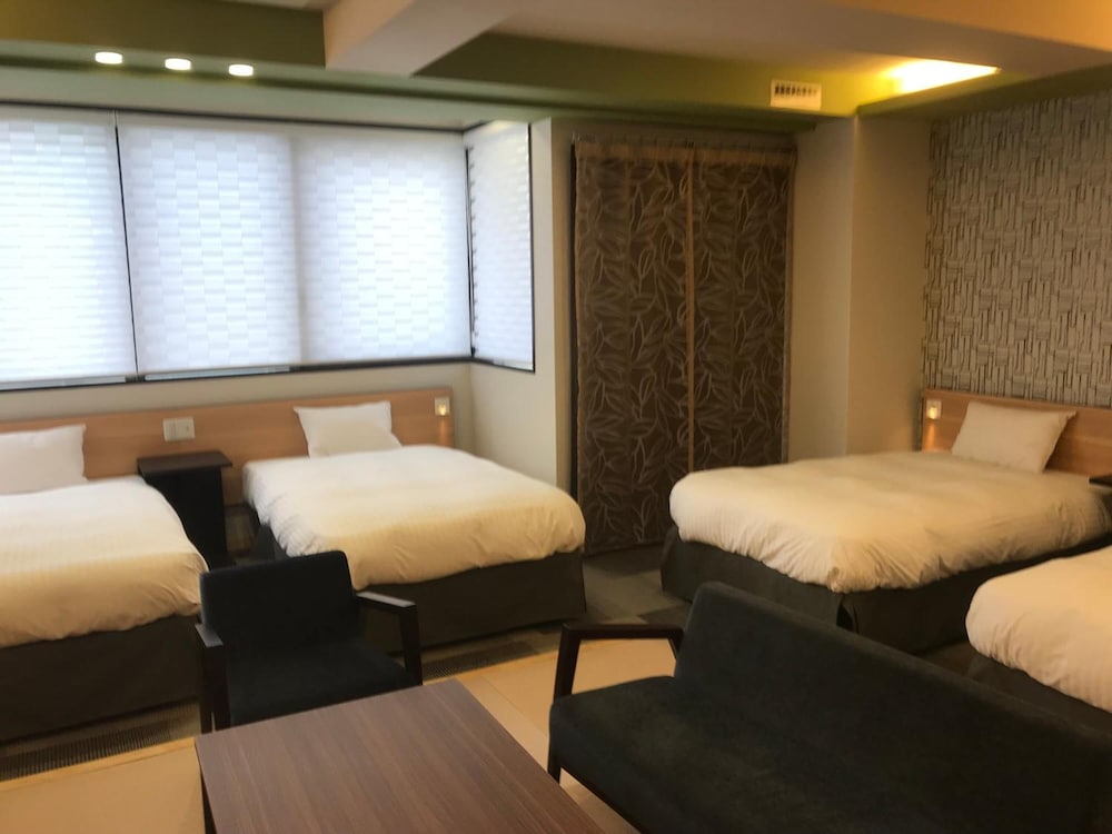 hotel yururito osaka