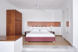 Manos Small World,Firostefani>>Fira,3 star