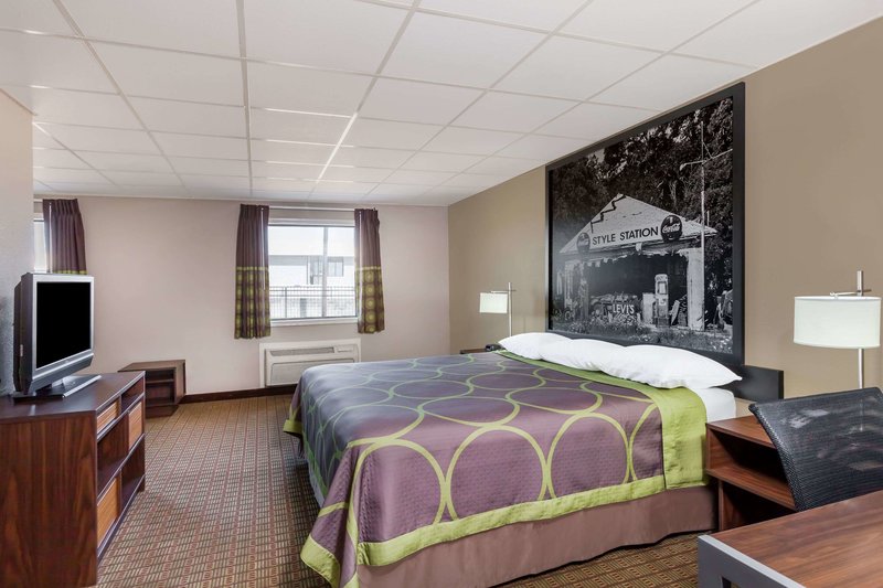 super 8 by wyndham buffalo