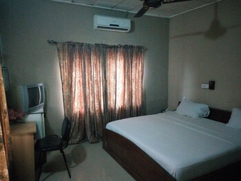 abeokuta hill view hotel