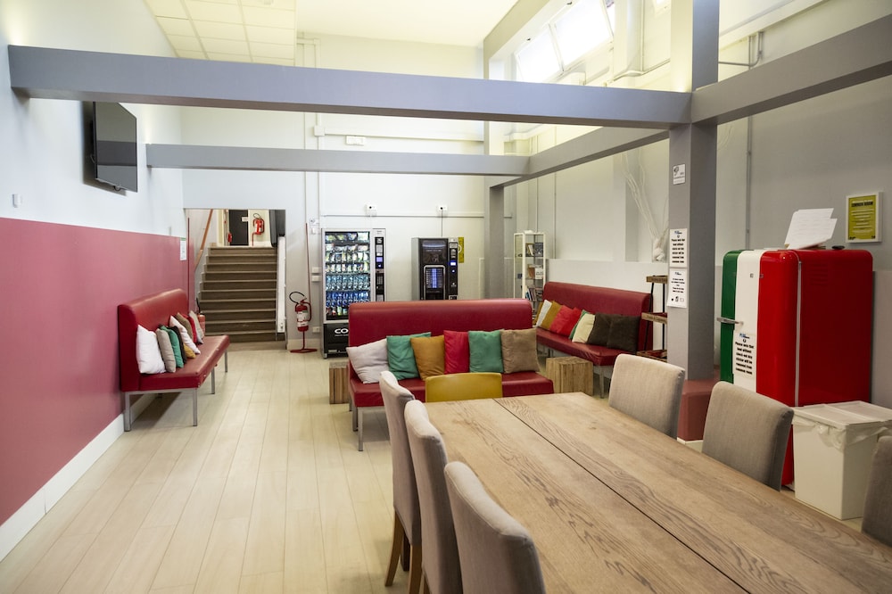 plus florence hostel