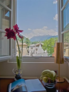 Hotel Centrale, Bw Signature Collection,Lombardy>>Bianzone,4 star