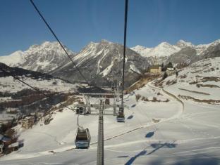 Hotel Baita Clementi,Near Bormio - Bormio 2000 Gondola,4 star