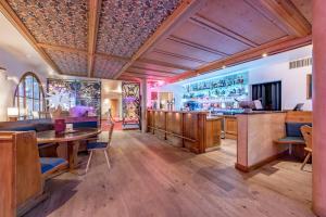 Turmhotel Victoria,Davos-Dorf>>Davos,4 star