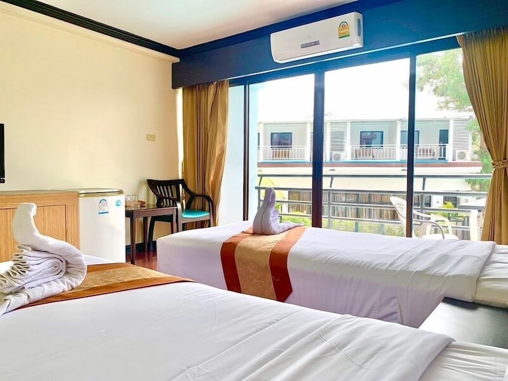 tanawit hotel hua hin