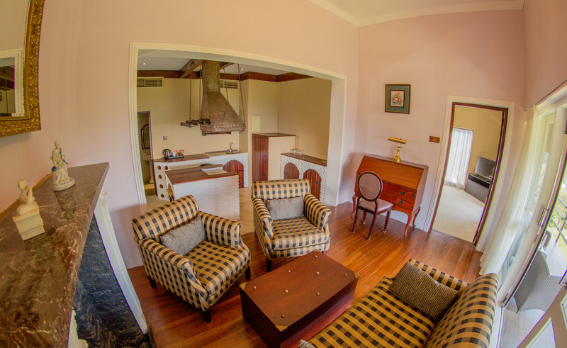 hunas falls hotel