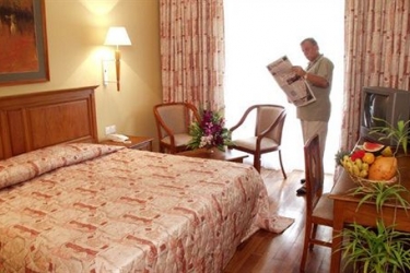 hibiscus beach hotel and villas