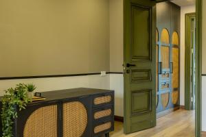 hover boutique hotel