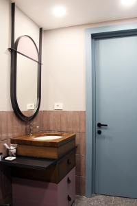 hover boutique hotel