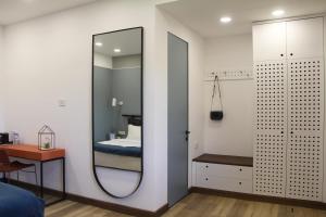 hover boutique hotel