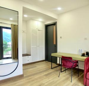 hover boutique hotel