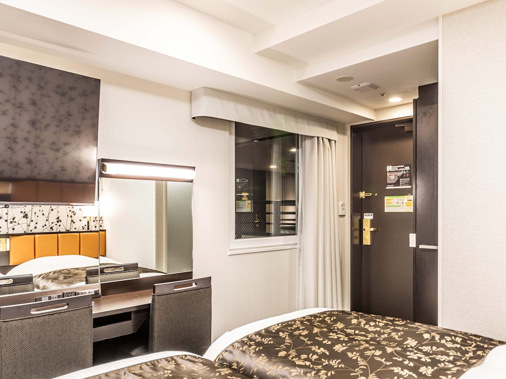 apa hotel and resort ryogoku eki tower