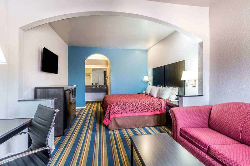 days inn by wyndham dickinson tx