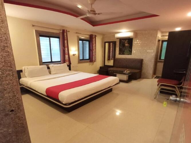 hotel panchgani crown