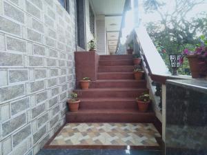 hotel panchgani crown