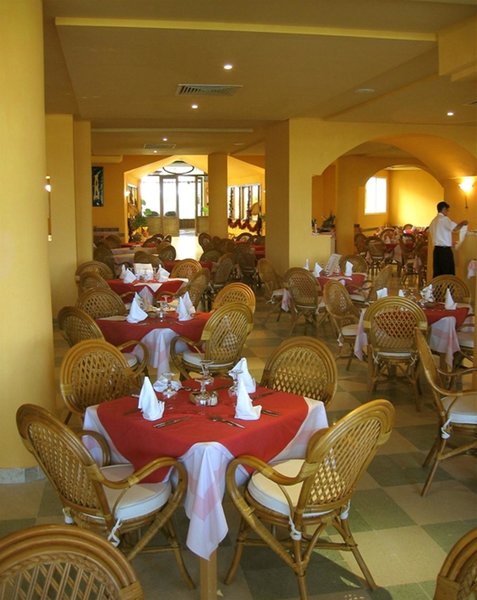 african queen hammamet