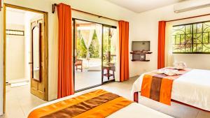 Villas Rio Mar,Baru>>Ballena,3 star
