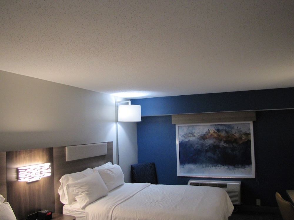 holiday inn express hotel and suites donegal by ihg