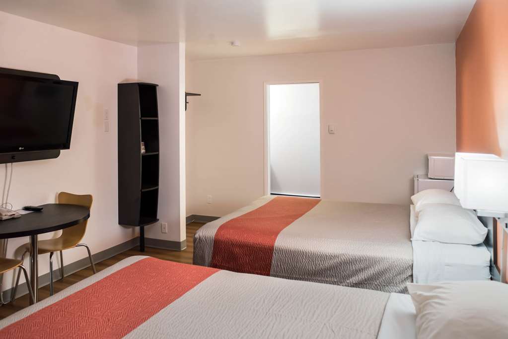 motel 6 fort st john bc