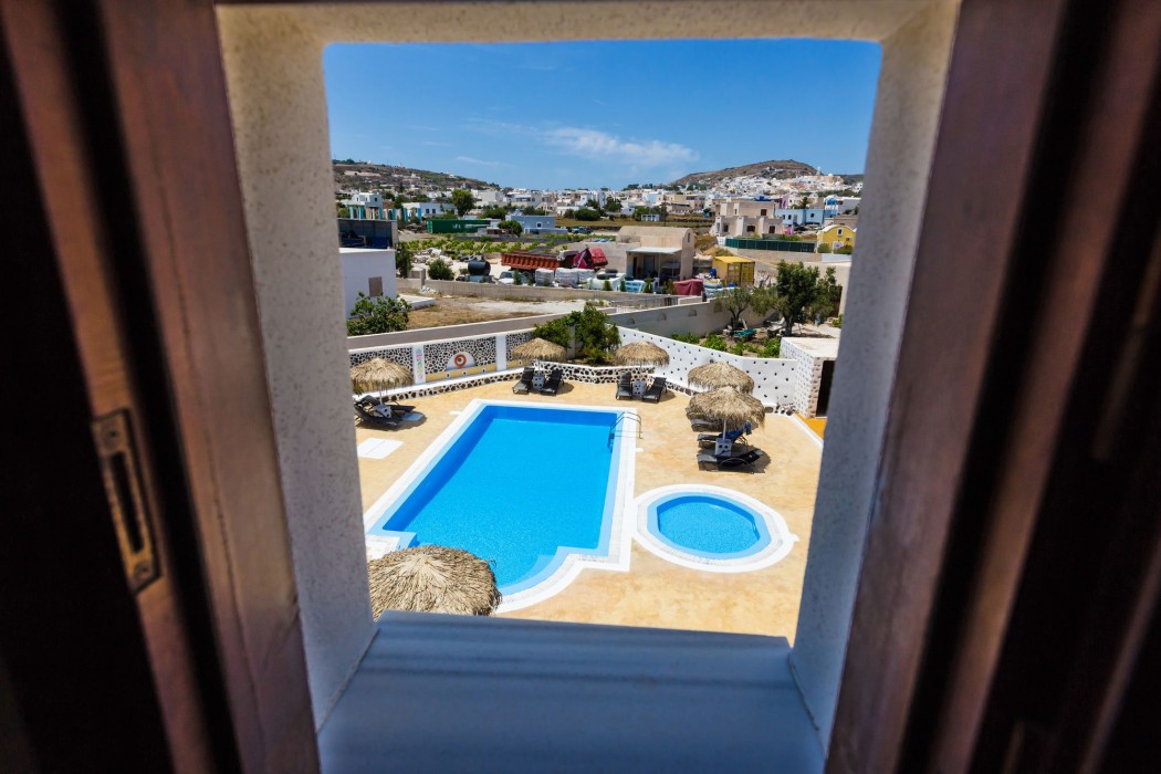 mandilaria studios