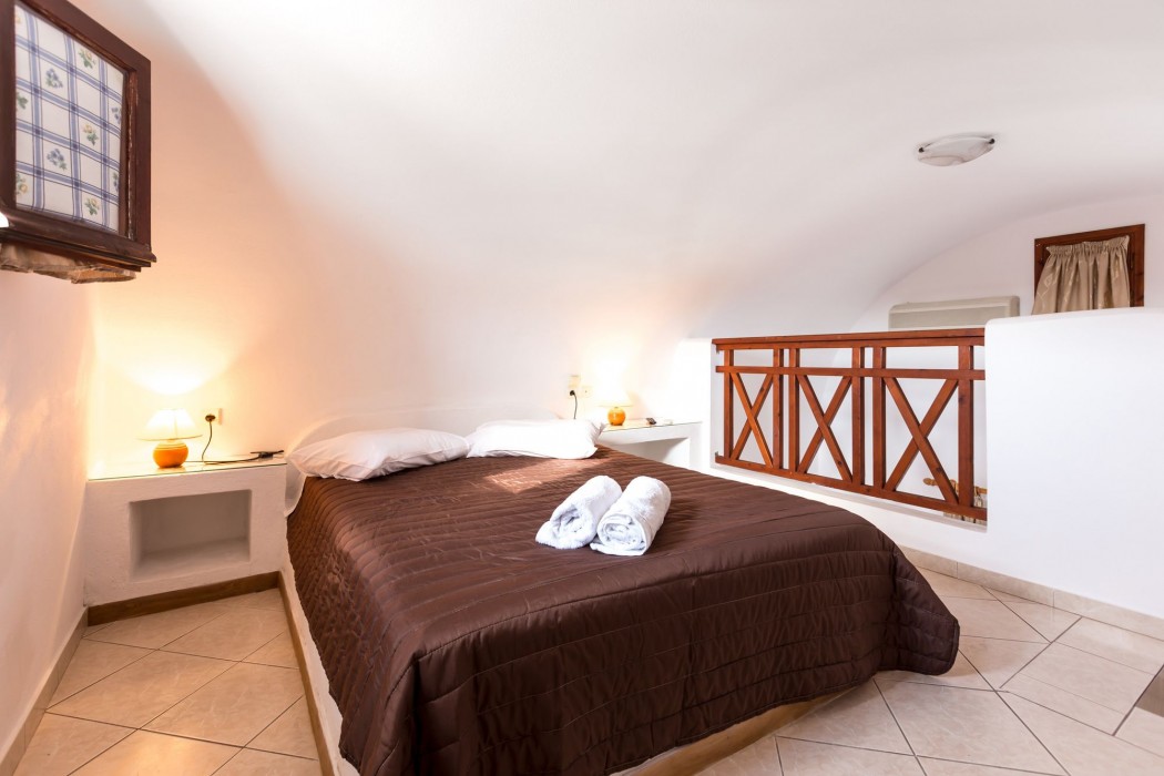 mandilaria studios