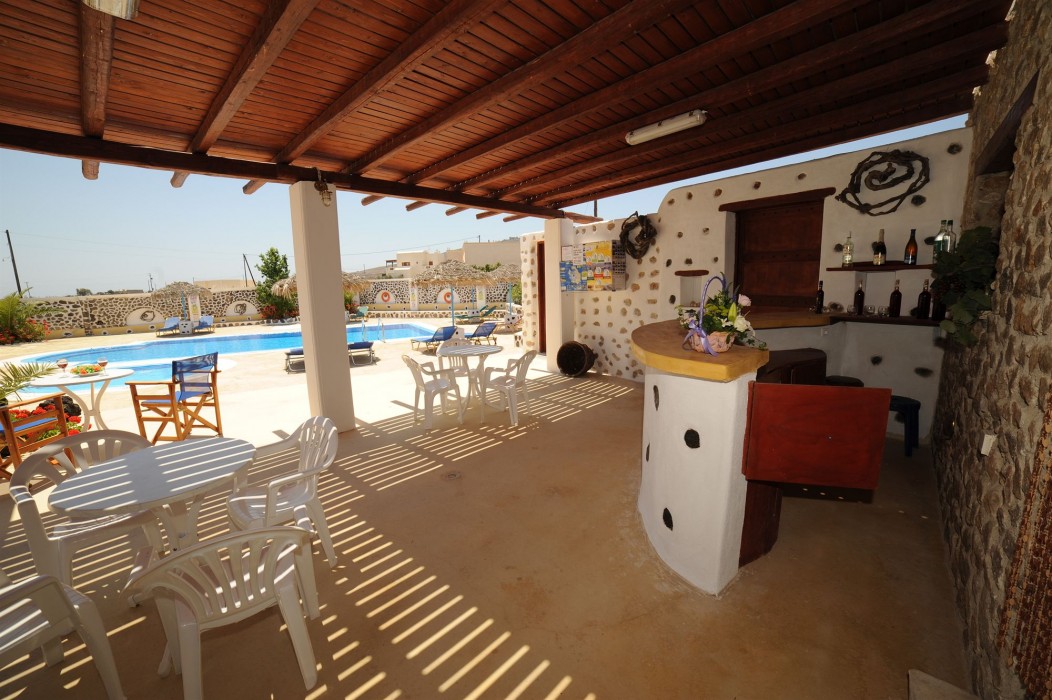 mandilaria studios