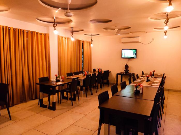 the kasturi hotel and resturant