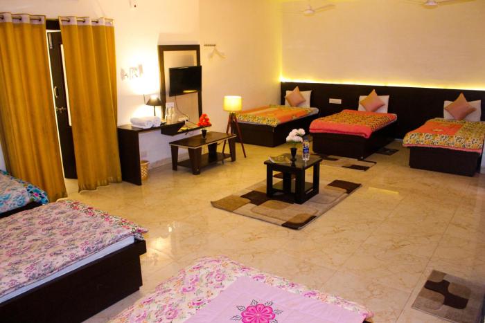 the kasturi hotel and resturant