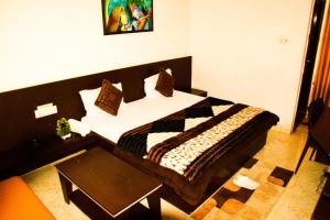 the kasturi hotel and resturant