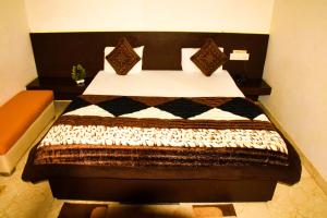 the kasturi hotel and resturant