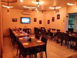 the kasturi hotel and resturant