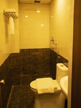 hotel rudra view and spa