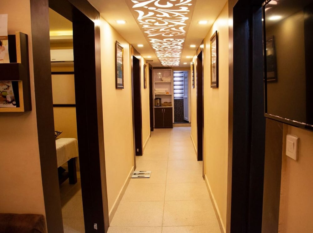 hotel rudra view and spa