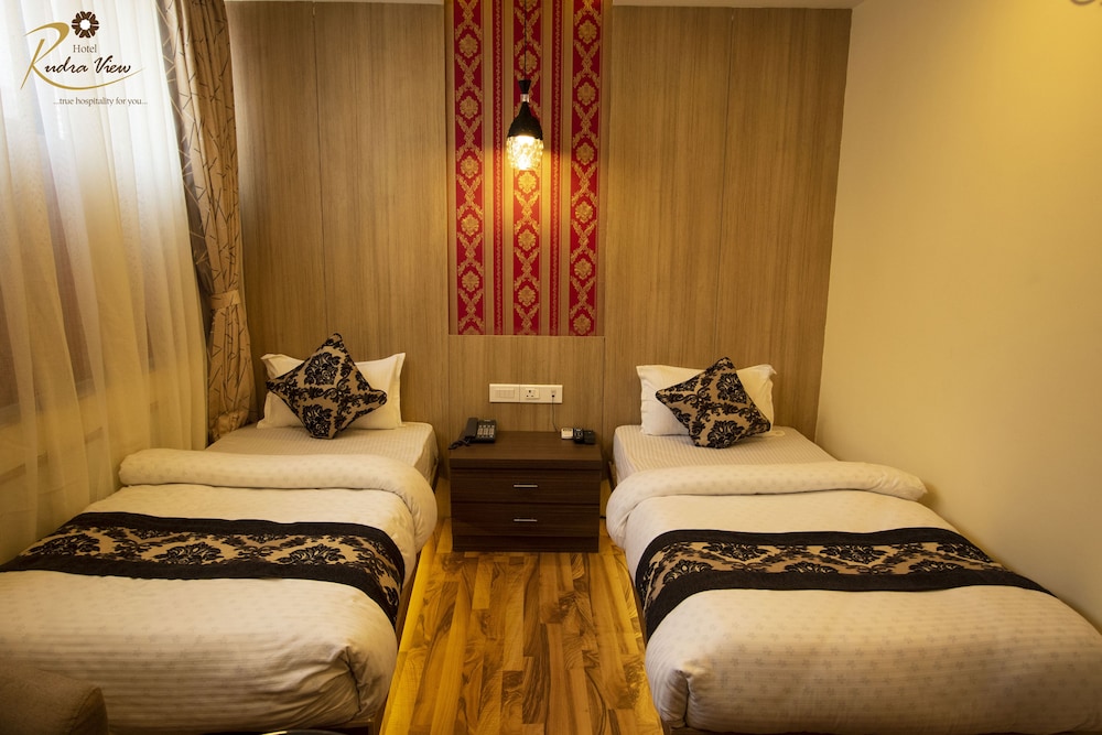 hotel rudra view and spa