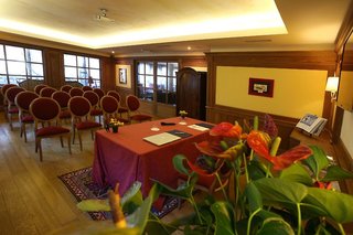alpen suite hotel