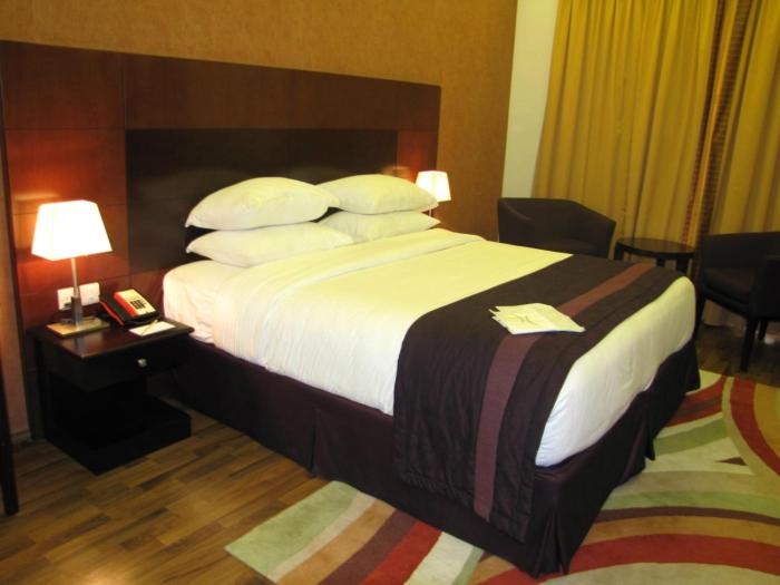 al khoory hotel apartments