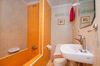 argyle apartments pattaya