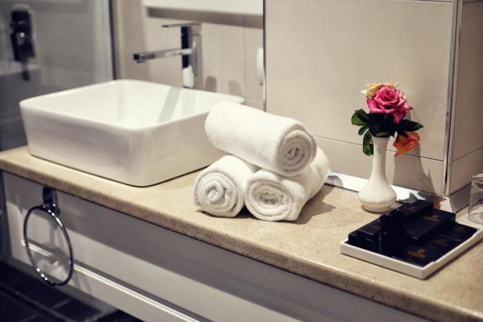 velipoja grand europa resort